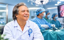Vị bác sĩ Việt Nam khiến hàng trăm bác sĩ nước ngoài tìm đến học một kỹ thuật