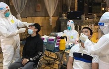 Hai công nhân mắc COVID-19, Bắc Ninh lấy mẫu test nhanh cả đêm