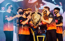 Chỉ trong ngày Chung kết ĐTDV, Liên Quân Mobile phá vỡ 2 kỷ lục Esports Việt với số người xem trực tiếp "siêu to khổng lồ"