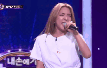 "Nổi hết da gà" khi nghe nữ idol U40 nhà SM lên nốt cao hit huyền thoại Maria, "đá bay" loạt main vocal Gen 3 ra "chuồng gà"