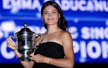 Nữ tay vợt tuổi teen xinh đẹp bị khóa tài khoản vì lượng fan tăng khủng khiếp, lên tới cả triệu follow chỉ sau vài ngày