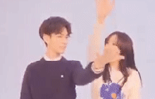 La Vân Hi ốm nhom bằng nửa Trình Tiêu trong clip quảng bá phim, netizen la ó vì khí chất mạnh mẽ đã "bay màu"