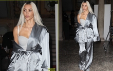Kim Kardashian nhuộm tóc bạch kim, diện mốt khoe nội y nóng bỏng ra phố