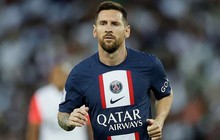Messi trở lại Barcelona vào mùa hè năm sau