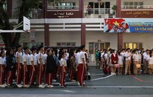 Sau vụ ngộ độc thực phẩm, hàng trăm học sinh Trường Ischool Nha Trang đi học lại