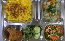 Ngộ độc thực phẩm tại trường iSchool Nha Trang: Ai chịu trách nhiệm?