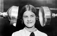 100 năm trước, những chiếc máy sấy tóc có vẻ ngoài như thế nào?