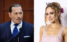 Con gái Johnny Depp bị chỉ trích khi im lặng giữa "cuộc chiến ly hôn" của bố