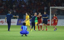CĐV Thái Lan: “Thi đấu với ĐT Việt Nam, cầu thủ chúng ta giống như không biết đá bóng”