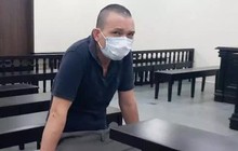 Bị truy nã tội giết người ở Thanh Hóa, trốn ra Hà Nội dùng dao đâm tài xế taxi