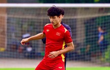 Đối đáp bất ngờ với dàn cầu thủ, Lương Duy Cương đích thị là "bậc thầy thả thính" của U23 Việt Nam