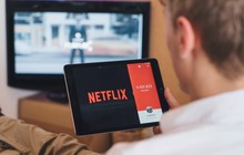 CEO Netflix xác nhận gói cước giá rẻ, chèn quảng cáo