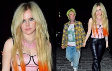Ca sĩ Avril Lavigne gợi cảm đi dự tiệc cùng bạn trai "tóc xanh"