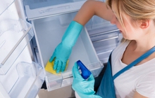Để 1 miếng bọt biển trong tủ lạnh, tưởng lãng phí vô ích hóa ra lại hữu dụng