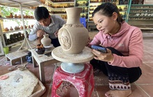 Truyền nhân trẻ của làng gốm cổ