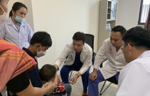 Chuyến công tác “đặc biệt” của vị bác sĩ Bệnh viện Trung ương quân đội 108 trên nước bạn Lào