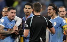 FIFA trừng phạt các cầu thủ Uruguay vì tấn công trọng tài ở World Cup 2022