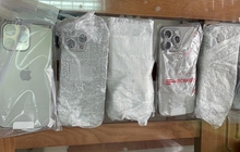 Bắt giam một đầu nậu buôn lậu iPhone 15 Promax
