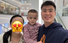 Vợ Duy Mạnh để lộ nhan sắc nhợt nhạt khi đi chơi cùng chồng con