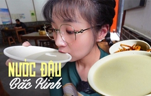 Nước đậu Bắc Kinh có vị gì hấp dẫn khiến người già bản địa cực mê, nhưng giới trẻ uống thử thì... cực chê?