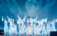 Sinh viên giờ tài năng thật, đi thi hát mà mọi thứ hoành tráng như chương trình biểu diễn nghệ thuật!