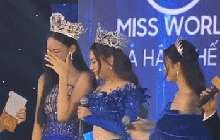 Bảo Ngọc bật khóc giữa sự kiện khi chia sẻ về loạt ồn ào của Hoa hậu Mai Phương