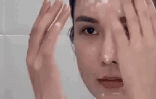 Diệp Lâm Anh skincare 8 bước mỗi sáng: Gấp đôi serum, đắp 2 lần mặt nạ, dưỡng trắng và chống lão hóa siêu cẩn thận