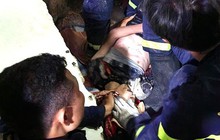Phá tường giải cứu nam thanh niên chui lọt giữa hai vách tường
