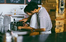 Thấy người yêu mình vô dụng sau khi xem quá nhiều clip ngôn tình trên TikTok