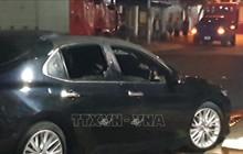 Ô tô Camry bốc cháy sau tiếng nổ khiến tài xế tử vong