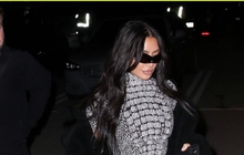 Kim Kardashian diện catsuit lấp lánh, khoe body nóng bỏng tại sự kiện