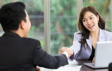 Nhà tuyển dụng nhờ đi mua nước, ứng viên liền đứng dậy bỏ về, bất ngờ lại trúng tuyển: Lý do được tuyển thẳng gây sốc!