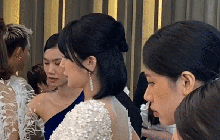 HOT: Diệp Lâm Anh "đụng độ" Quỳnh Thư tại sự kiện, thái độ ngoảnh mặt bỏ đi gây chú ý
