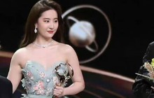 Lưu Diệc Phi bị chê béo và loạt ồn ào từ đêm hội hot nhất Trung Quốc