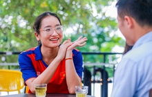 Nhà vô địch sợ sấm sét và những tấm huy chương “đem cho”