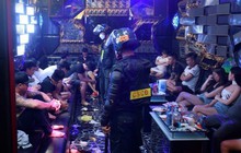 Hàng chục nam nữ bay lắc trong quán karaoke mới khai trương
