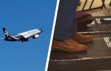 Hàng không New Zealand cân hành khách trước khi lên máy bay
