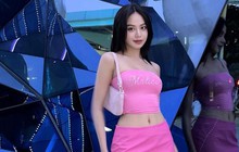 Hoa hậu Thanh Thủy chuộng mặc crop top khoe eo thon