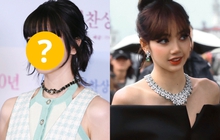 Tình địch của Jennie gây sốt vì giống Lisa ở họp báo phim tại Seoul