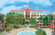 Lịch sử năm nay lọt top 10 ngành điểm chuẩn cao nhất, sinh viên tốt nghiệp có thể đạt MỨC LƯƠNG bao nhiêu?