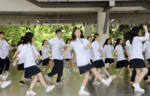 Đón học sinh mới "độc" như trường Ams: Gần 400 nam thanh nữ tú cùng nhảy flashmob xịn y phim Mỹ