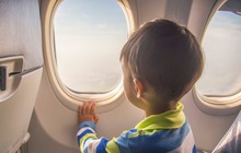 Bé trai 12 tuổi "chiếm ghế" của hành khách máy bay: Sai sót gây rúng động ngành hàng không