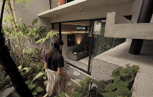 Vợ chồng làm khu vườn nhiệt đới ngay giữa nhà, độc đáo đến độ từng nhận giải thưởng kiến trúc