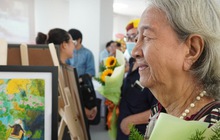 Clip: Buổi triển lãm 59 bức tranh của những “họa sĩ” đặc biệt ở TP.HCM