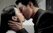 Lạ đời mỹ nhân phim Hàn nhận vai vì được cho kẹo, ekip "dụ dỗ" bằng bạn diễn nam thần không ăn thua