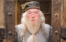 "Thầy Dumbledore" của Harry Potter qua đời ở tuổi 82