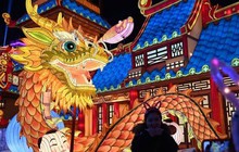 Trung Quốc: Rực rỡ sắc màu tại lễ hội đèn lồng Tự Cống