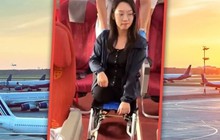 Cấm cô gái ngồi xe lăn lên máy bay, hãng hàng không bị chỉ trích gay gắt