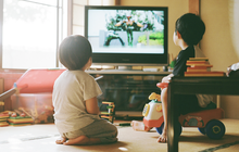 Trẻ xem tivi có tư duy và năng lực khác biệt như thế nào? Câu trả lời khiến cha mẹ sững sờ