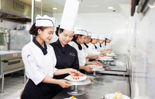 Giải mã sức hút của CHM: Ngôi trường đào tạo ngành Khách sạn - Ẩm thực top đầu Hà Nội